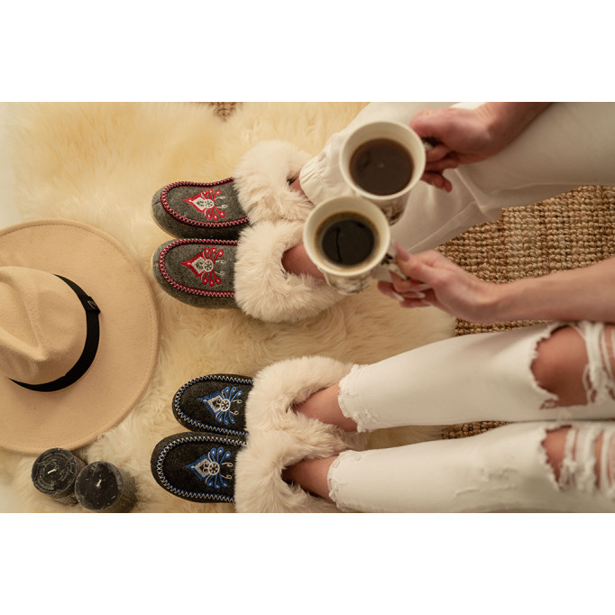 DC 07 Bambosze damskie, baleriny, pantofle z zakrytą piętą, kapcie haft parzenica, na grubych spodach