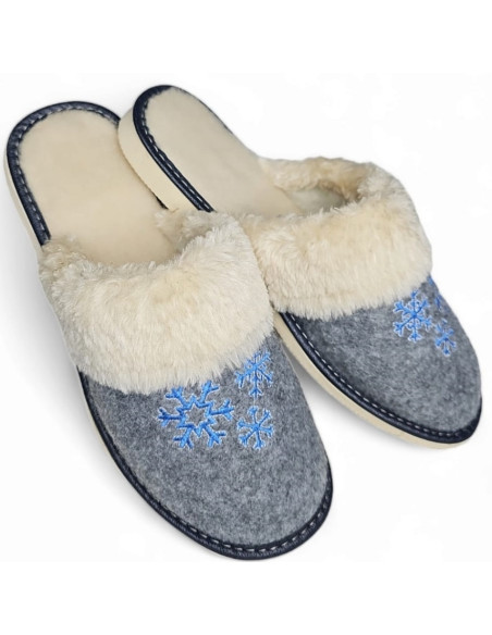 DC 13 Ocieplane kapcie damskie, ciepłe pantofle wsuwane z haftem, kapcie na grubych spodach