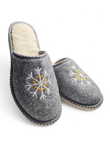 DC 12 Ocieplane kapcie damskie, ciepłe pantofle wsuwane z haftem, kapcie na grubych spodach