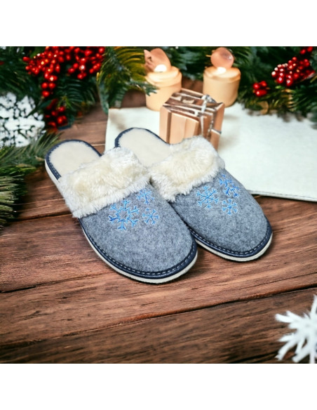 Ocieplane kapcie damskie, ciepłe pantofle wsuwane z haftem, kapcie na grubych spodach