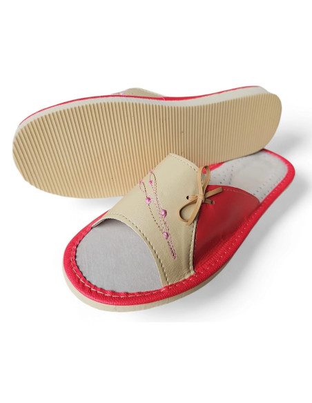 DSK 14 Kapcie damskie, pantofle skórzane, kokardka